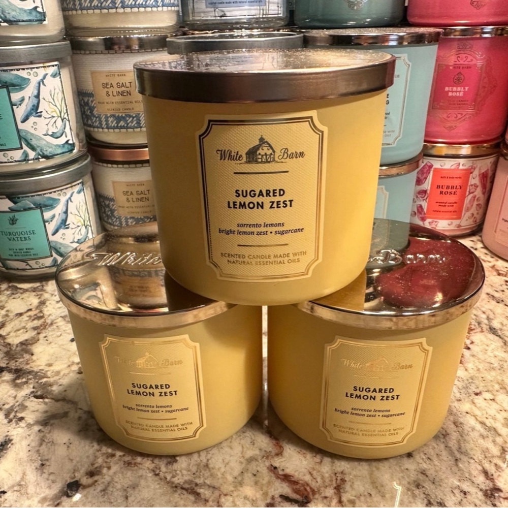 (ONE) B&BW/White Barn candle- 1x SUGAR LEMON ZEST 3 wick candle NEW!!!